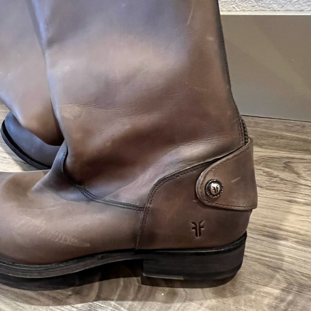 Frye Melissa Button Back Zip Gray - image 4